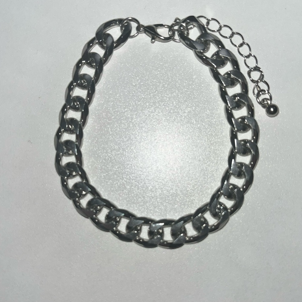 Silver bracelet chain